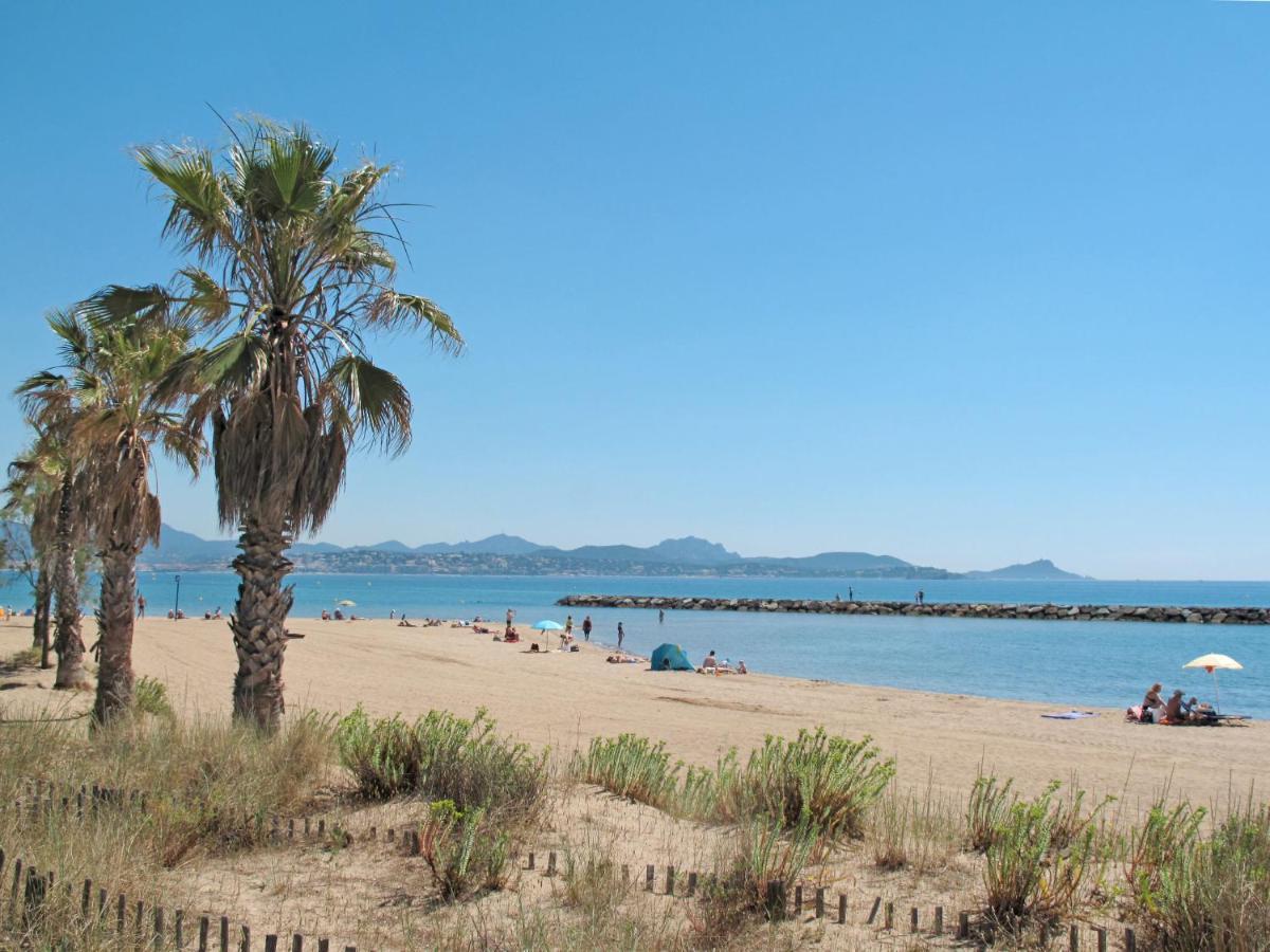 Apartment Le Mas Des Calanques-1 By Interhome Saint Aygulf Bagian luar foto