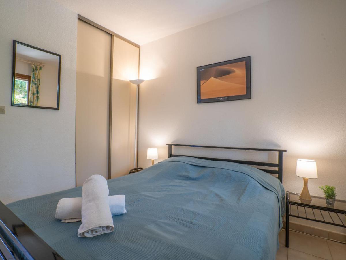 Apartment Le Mas Des Calanques-1 By Interhome Saint Aygulf Bagian luar foto